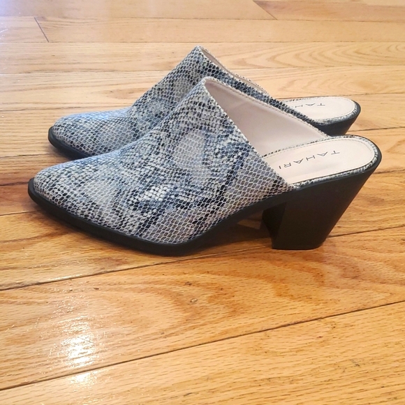 Tahari Shoes - Tahari Women Snakeskin Mules Size 9